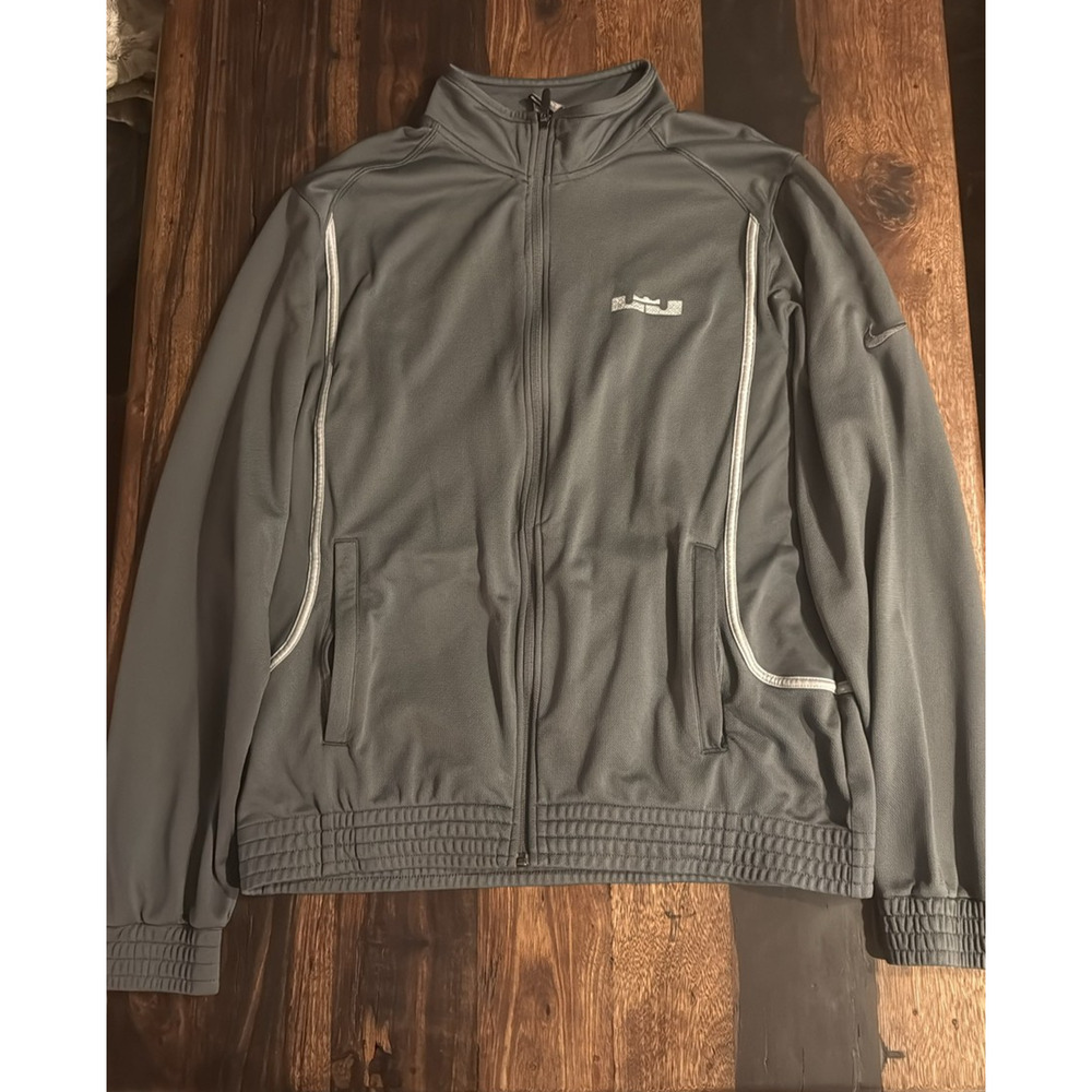 Nike LeBron James Dri-FIT Full Zip Hoodie – Men’s Large – Gray – Basketball Trac